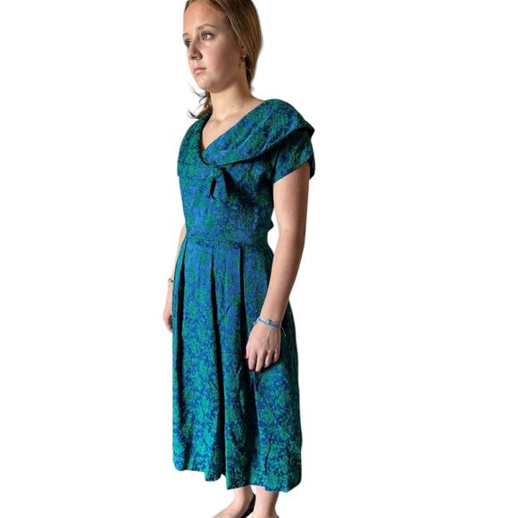 Vintage 1950's R&K Originals brocade blue and green wide neckline dress size XS - Picture 4 of 15